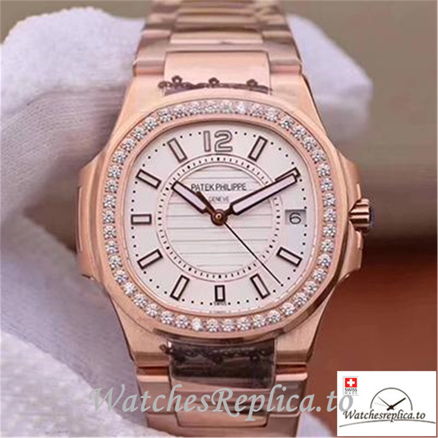 Swiss Patek Philippe Nautilus Ladies Replica 7010/1R-011 Rose Gold Strap 32MM - WatchesReplica.is