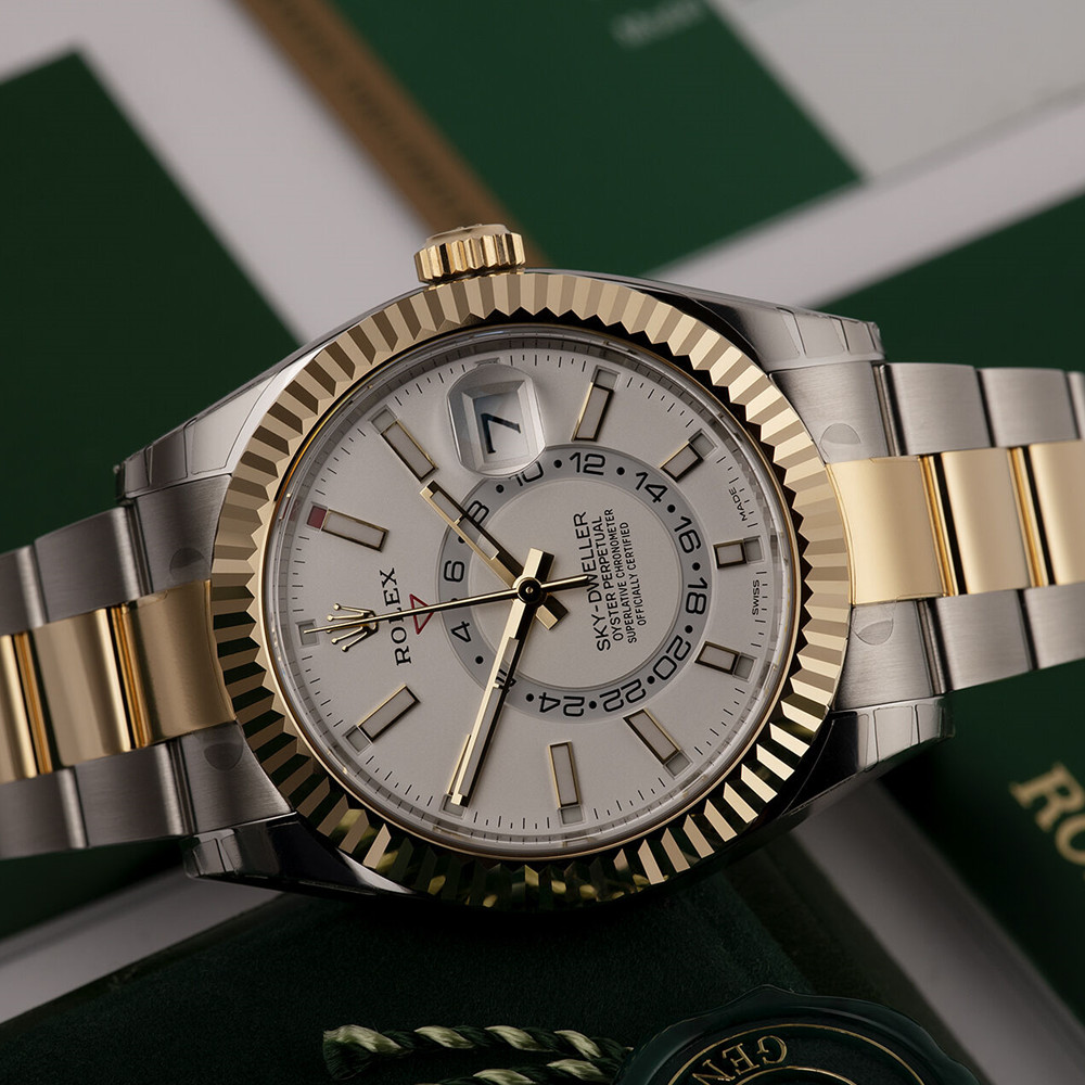 Replica Rolex Sky-Dweller m326933-0009 42MM - WatchesReplica.is