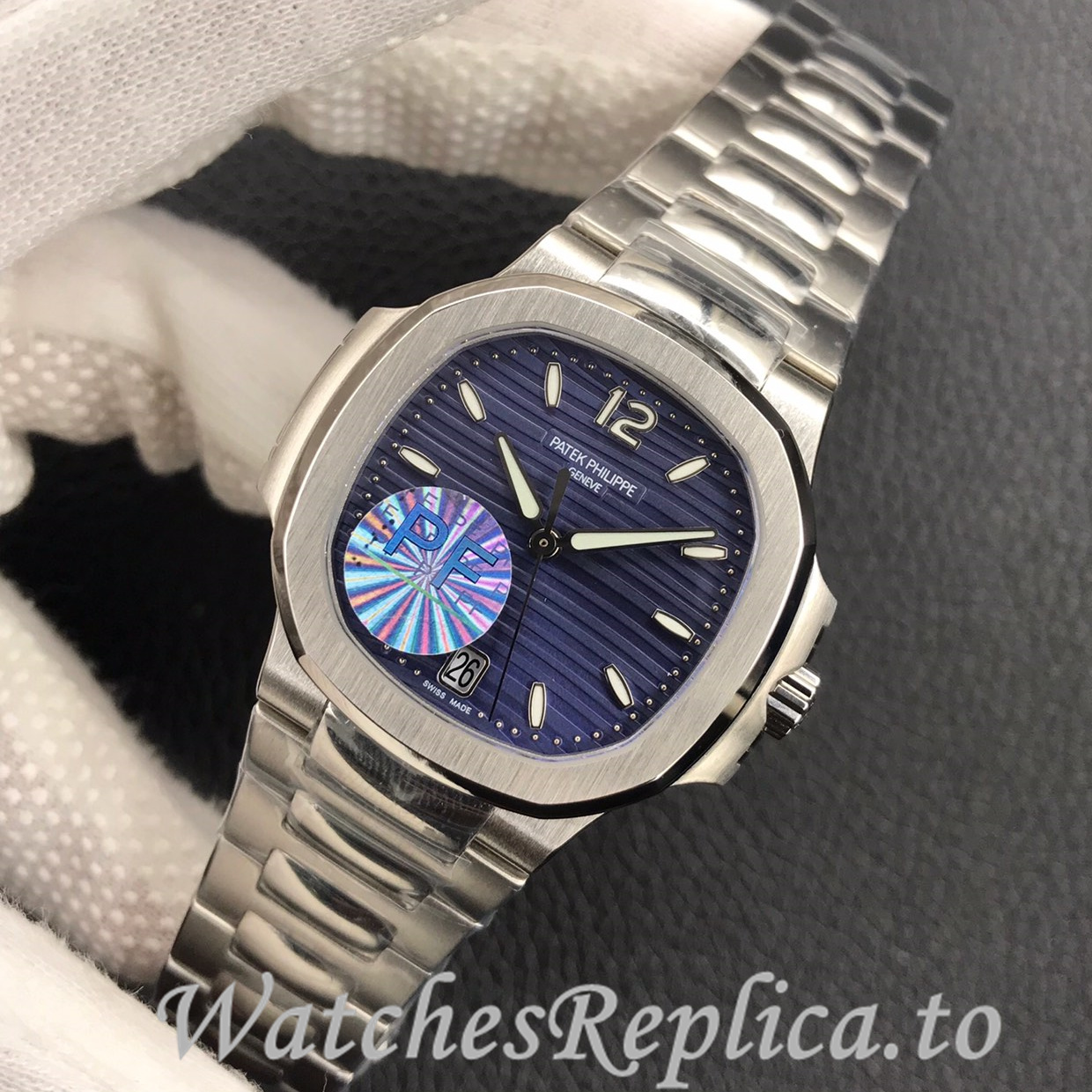 Patek Philippe Replica Nautilus 7118 Stainless steel strap 35.2MM - WatchesReplica.is