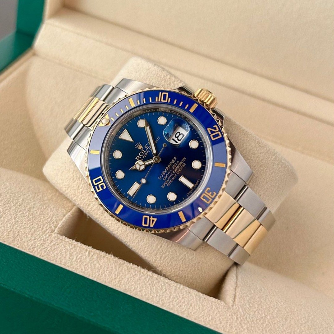 Replica Rolex Submariner Yellow Gold Blue Dial 116613 40MM - WatchesReplica.is