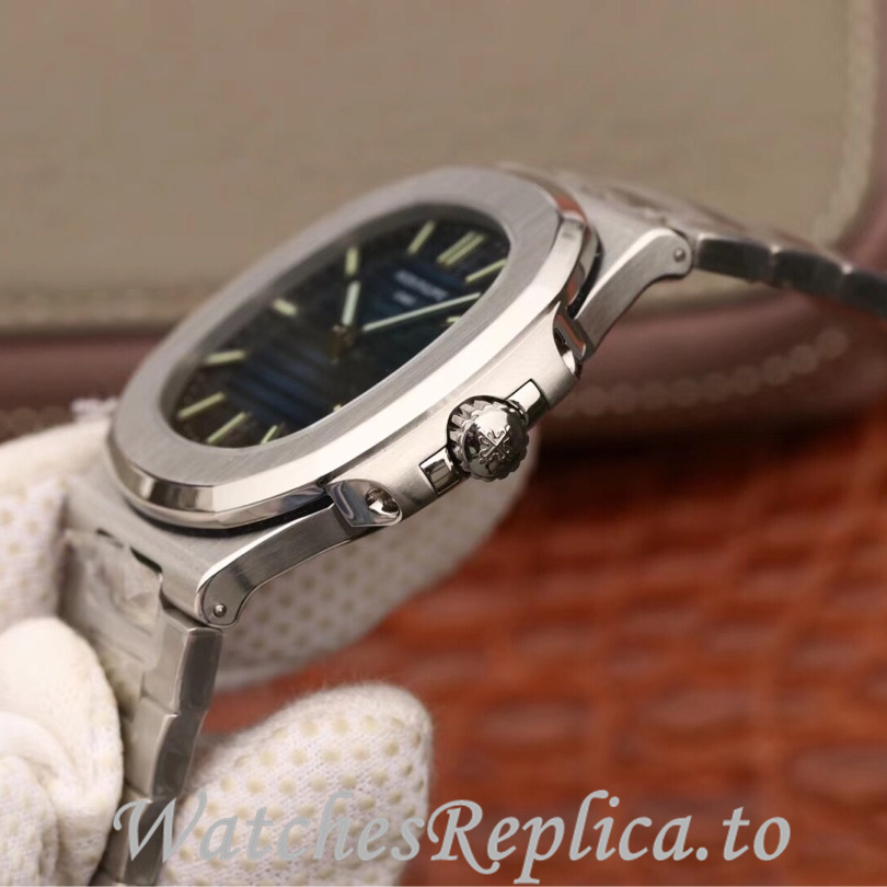 Patek Philippe Replica Nautilus 5711 Stainless steel strap 40MM - WatchesReplica.is