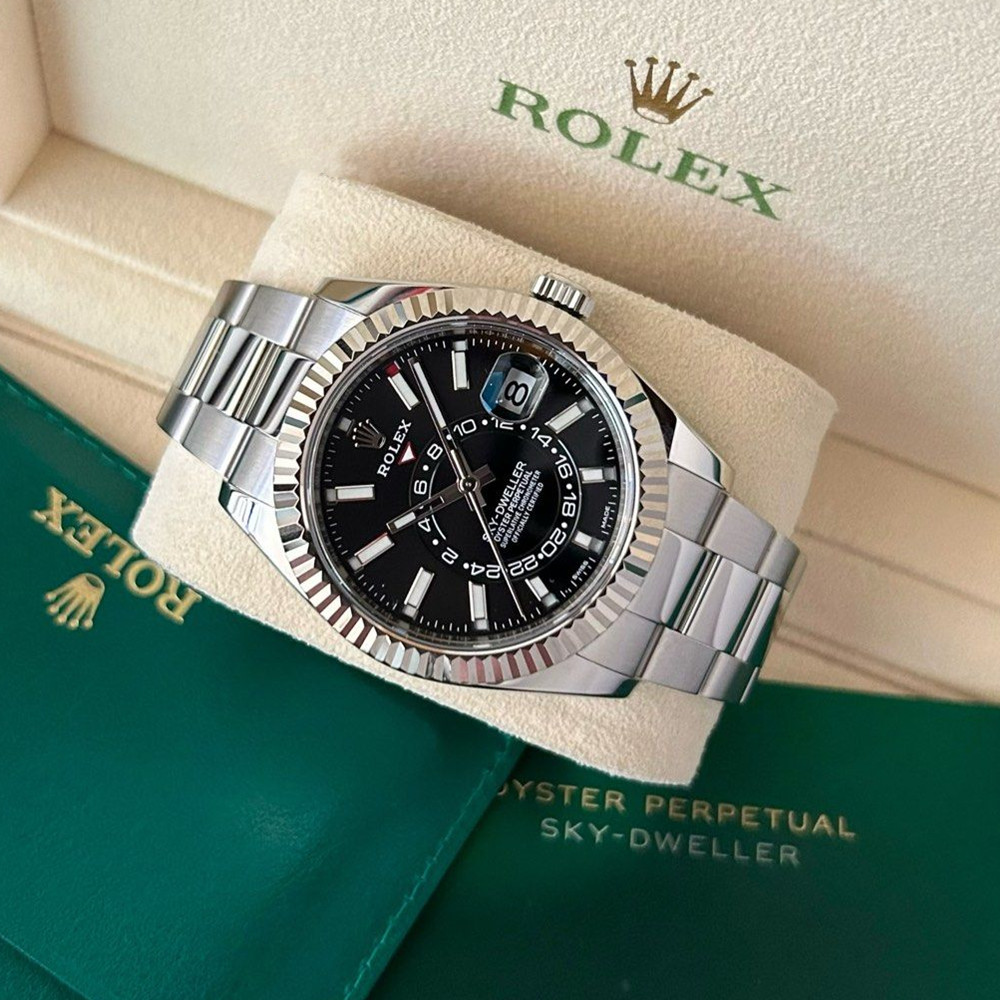 Replica Rolex Sky-Dweller m326934-0005 42MM - WatchesReplica.is