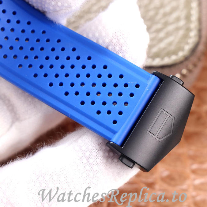 Tag Heuer Replica Carrera Rubber strap 45MM - WatchesReplica.is