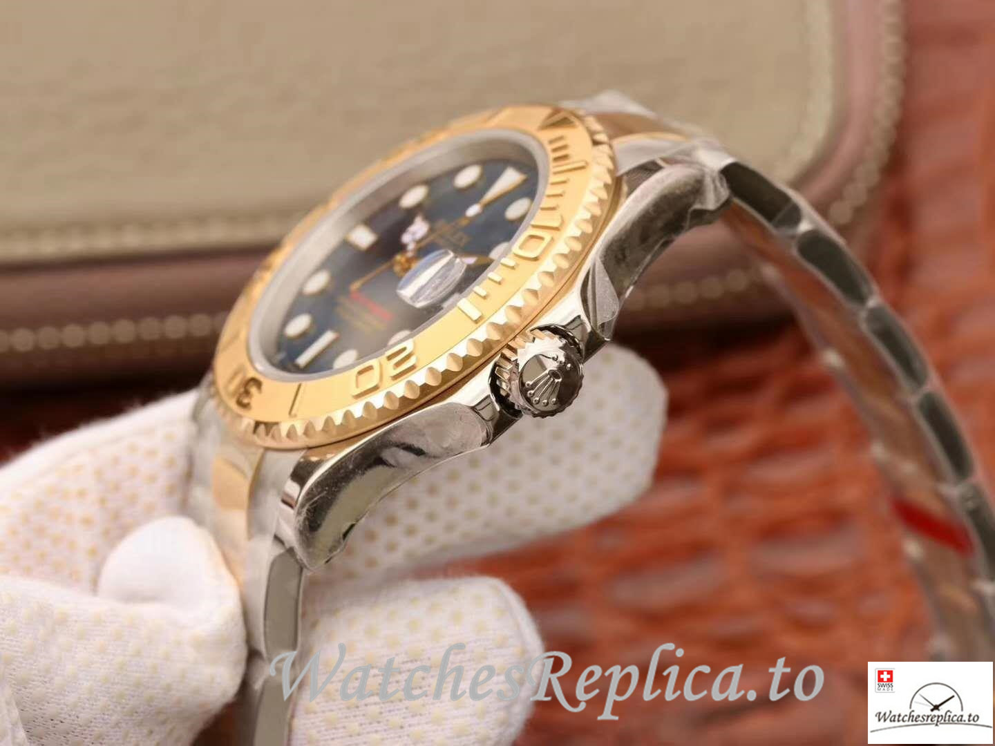 Swiss Rolex Yacht Master Replica 116623 Gold Bezel 40MM - WatchesReplica.is