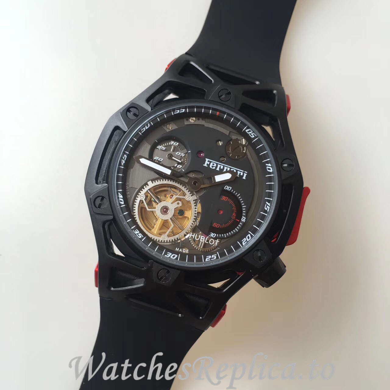 Hublot Replica Ferrari Rubber strap 43MM - WatchesReplica.is