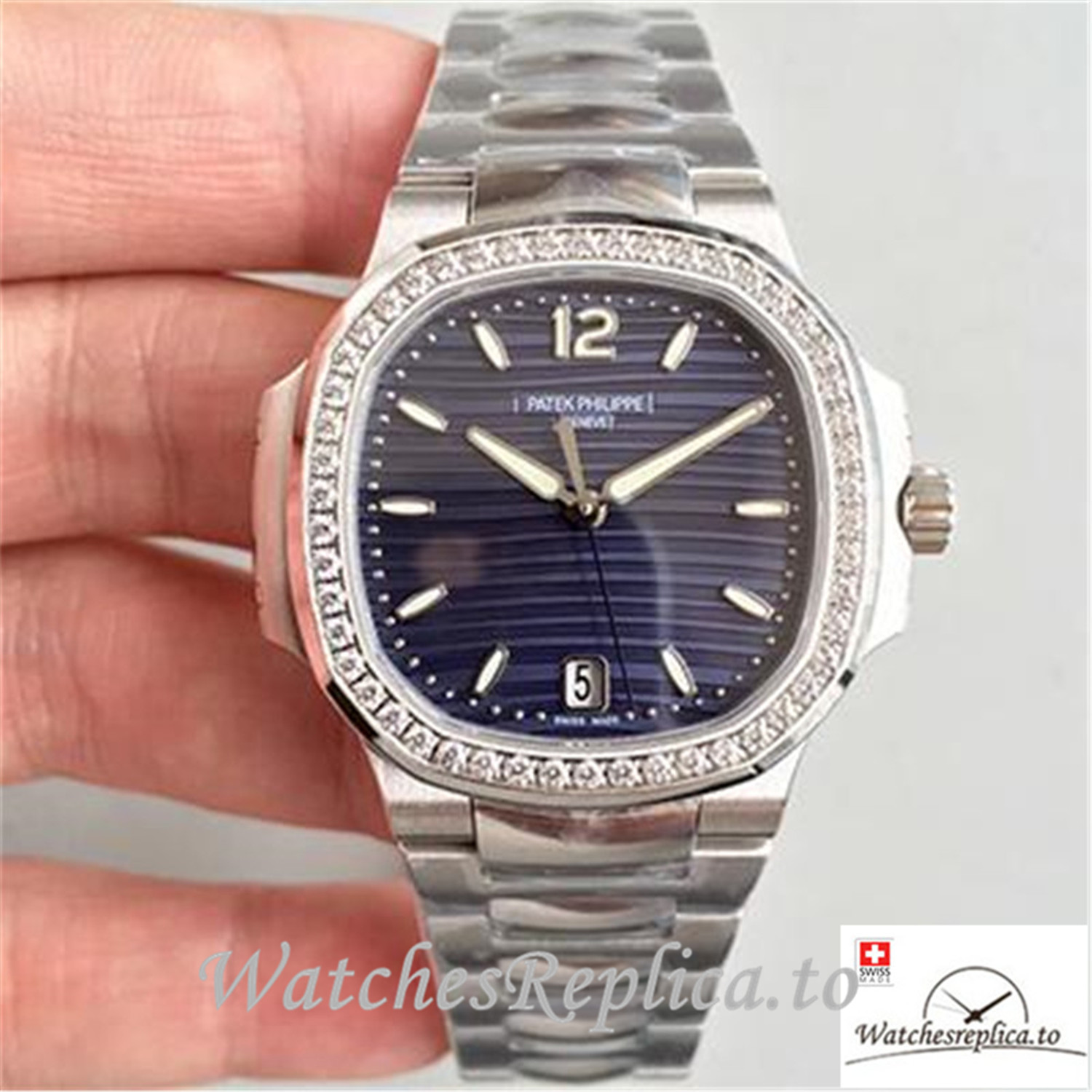 Swiss Patek Philippe Nautilus Ladies Replica 7018/1A-010 Diamonds Bezel 35.2MM - WatchesReplica.is