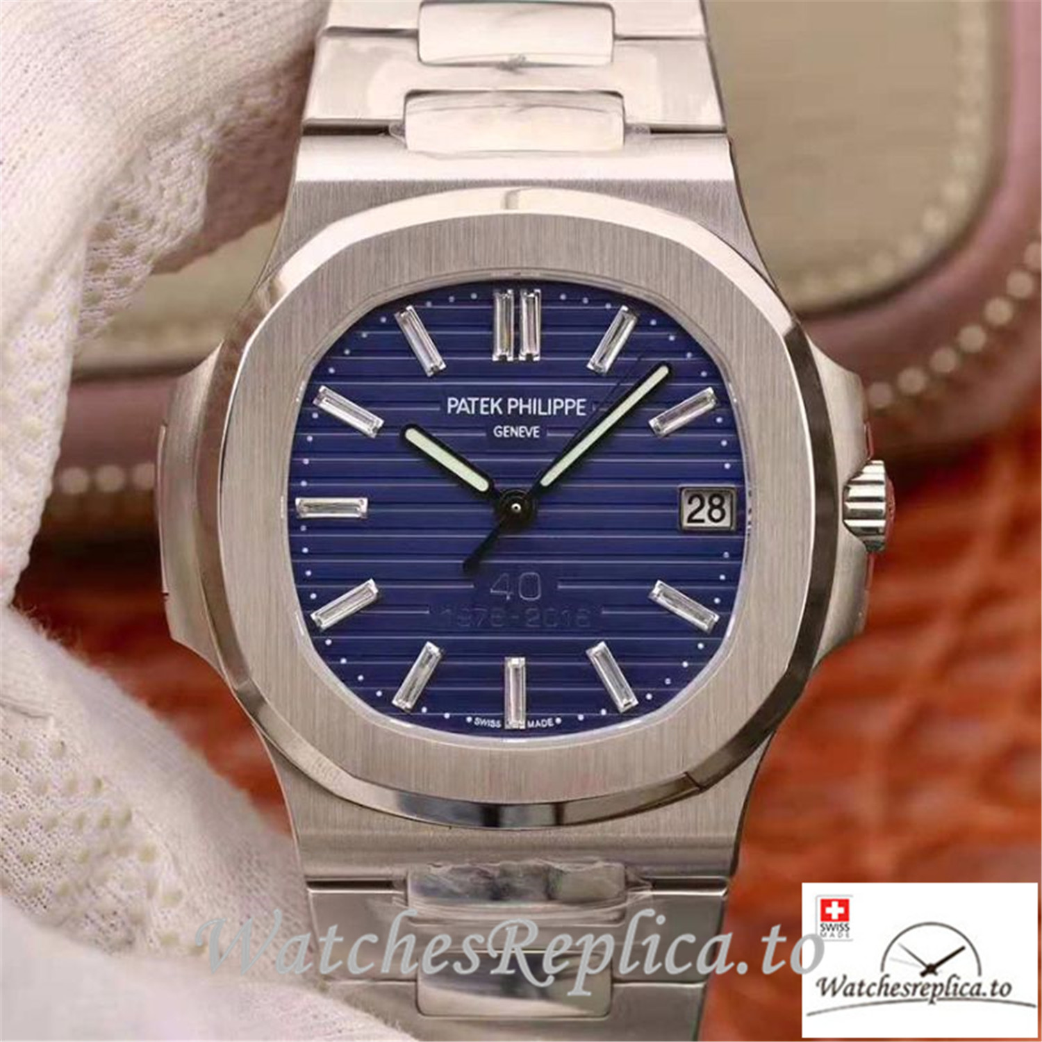 Swiss Patek Philippe Nautilus Replica 5711/1P Stick Markers 40MM - WatchesReplica.is