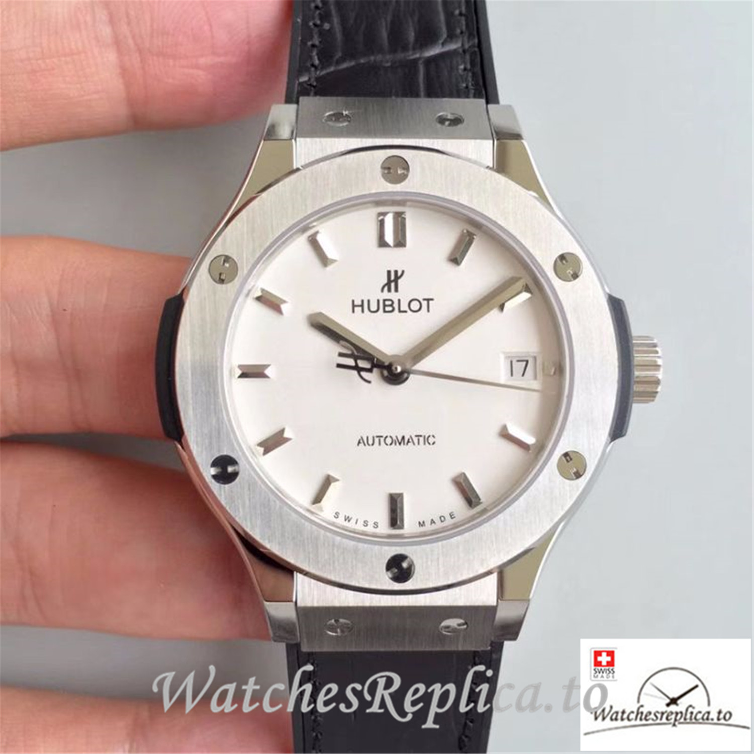 Swiss Hublot Classic Fusion Replica 511.NX.2610.LR Black Strap 38MM - WatchesReplica.is