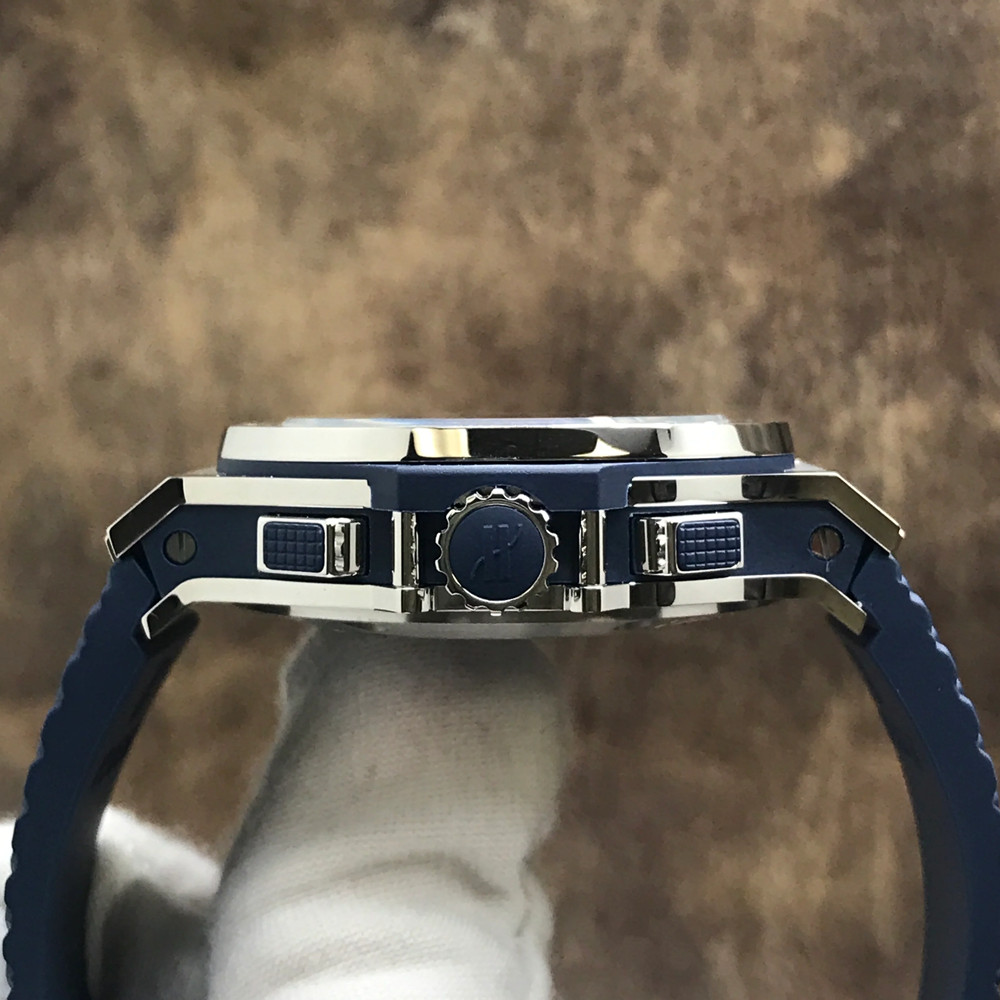 Hublot Big Bang 44mm 301.SX.710.RX Blue Dial - WatchesReplica.is