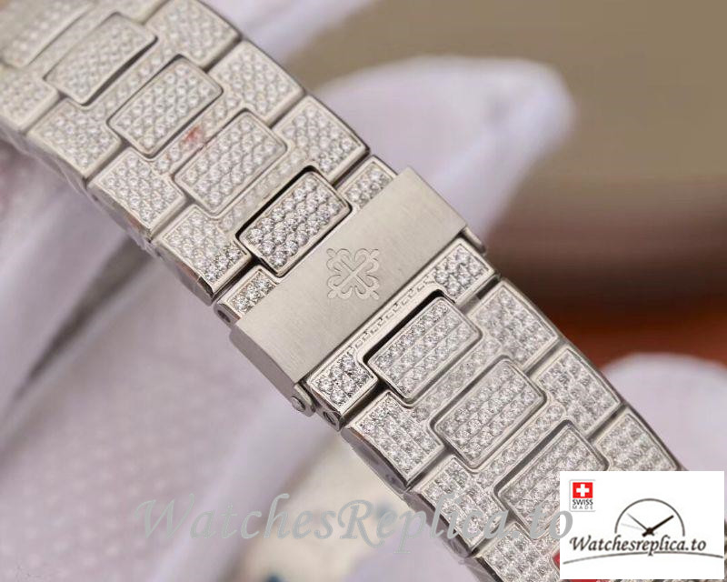 Swiss Patek Philippe Nautilus Jumbo Replica 5711 008 Diamonds Bezel 40MM - WatchesReplica.is