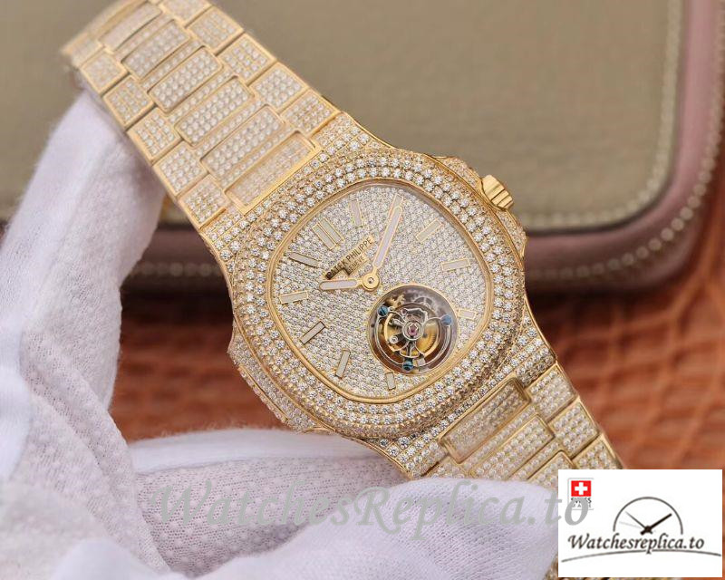 Swiss Patek Philippe Nautilus Jumbo Replica 5711 009 Diamonds Bezel 40MM - WatchesReplica.is