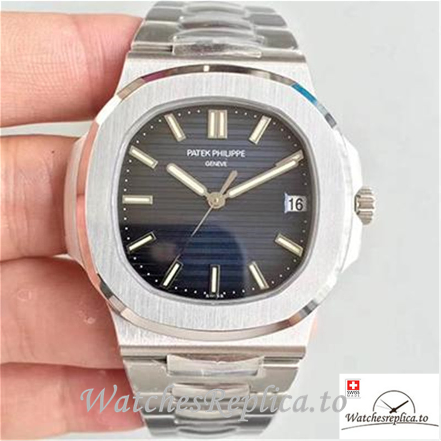 Swiss Patek Philippe Nautilus Replica 5711/1A-010 Stick Markers 40MM - WatchesReplica.is