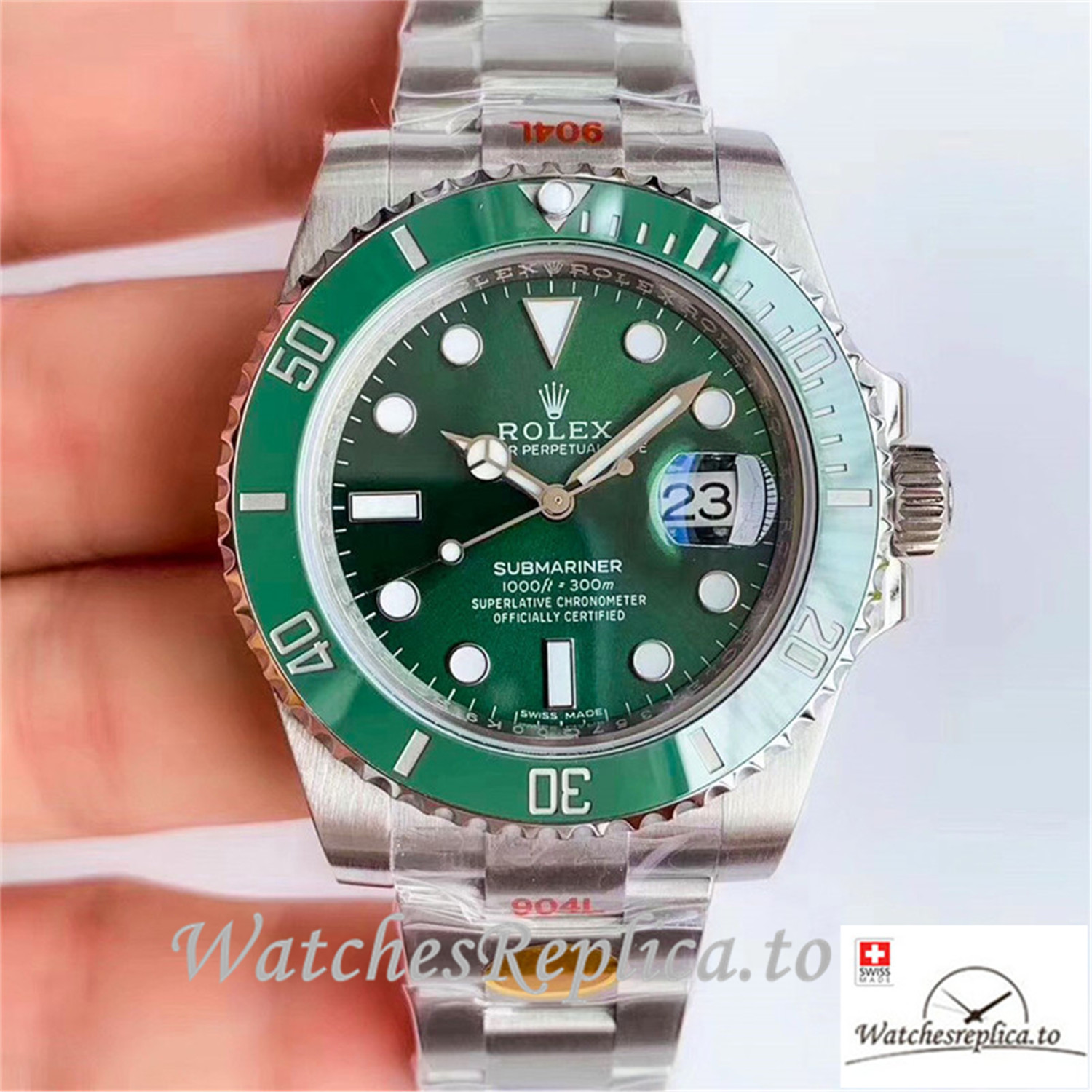 Swiss Rolex Submariner Replica 116610LV Green Bezel 40MM - WatchesReplica.is