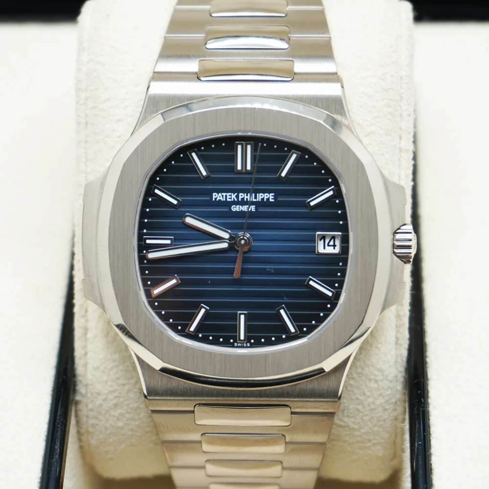 Patek Philippe Nautilus 5811-1G-001 41mm Blue Dial - WatchesReplica.is