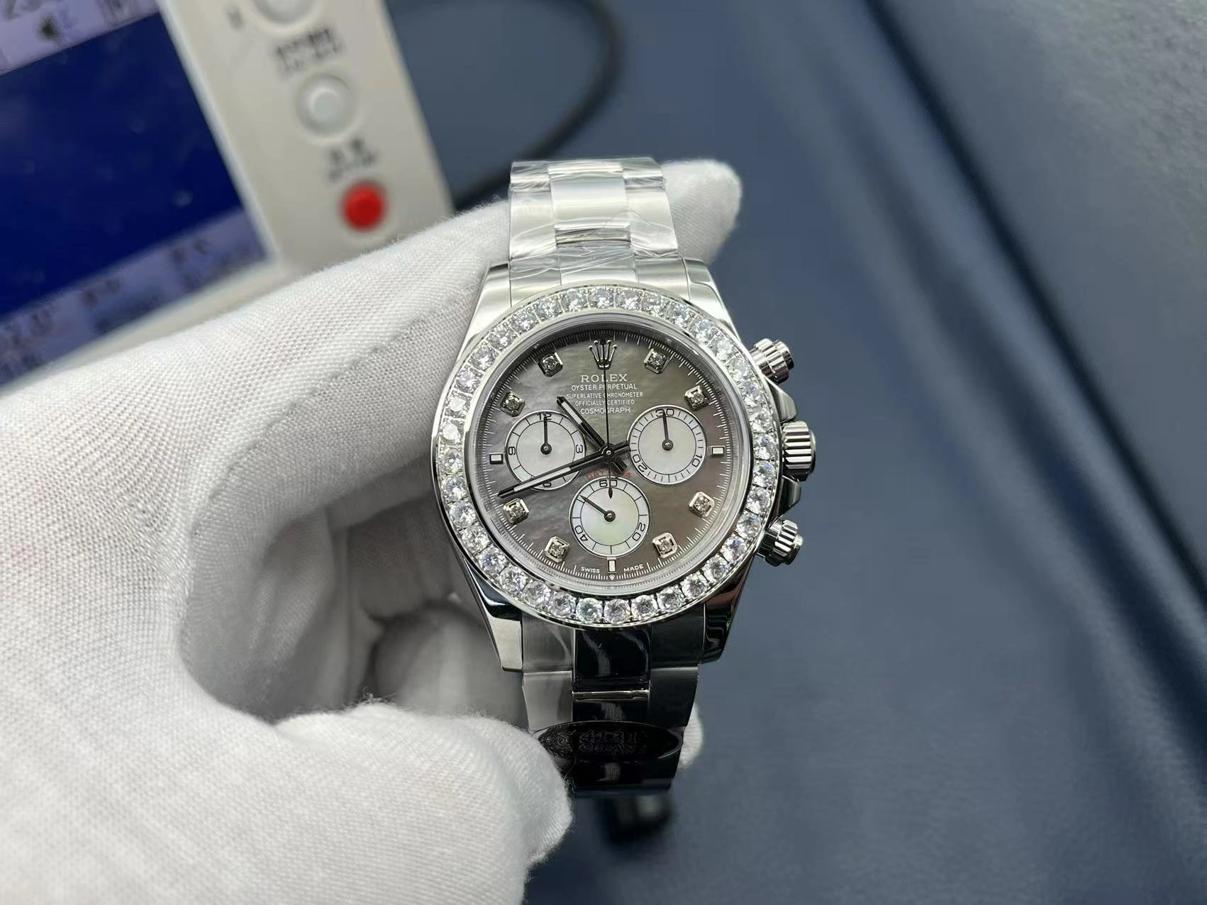 Rolex Cosmograph Daytona Replica white gold and diamonds 40 mm M126579RBR 0001 - WatchesReplica.is