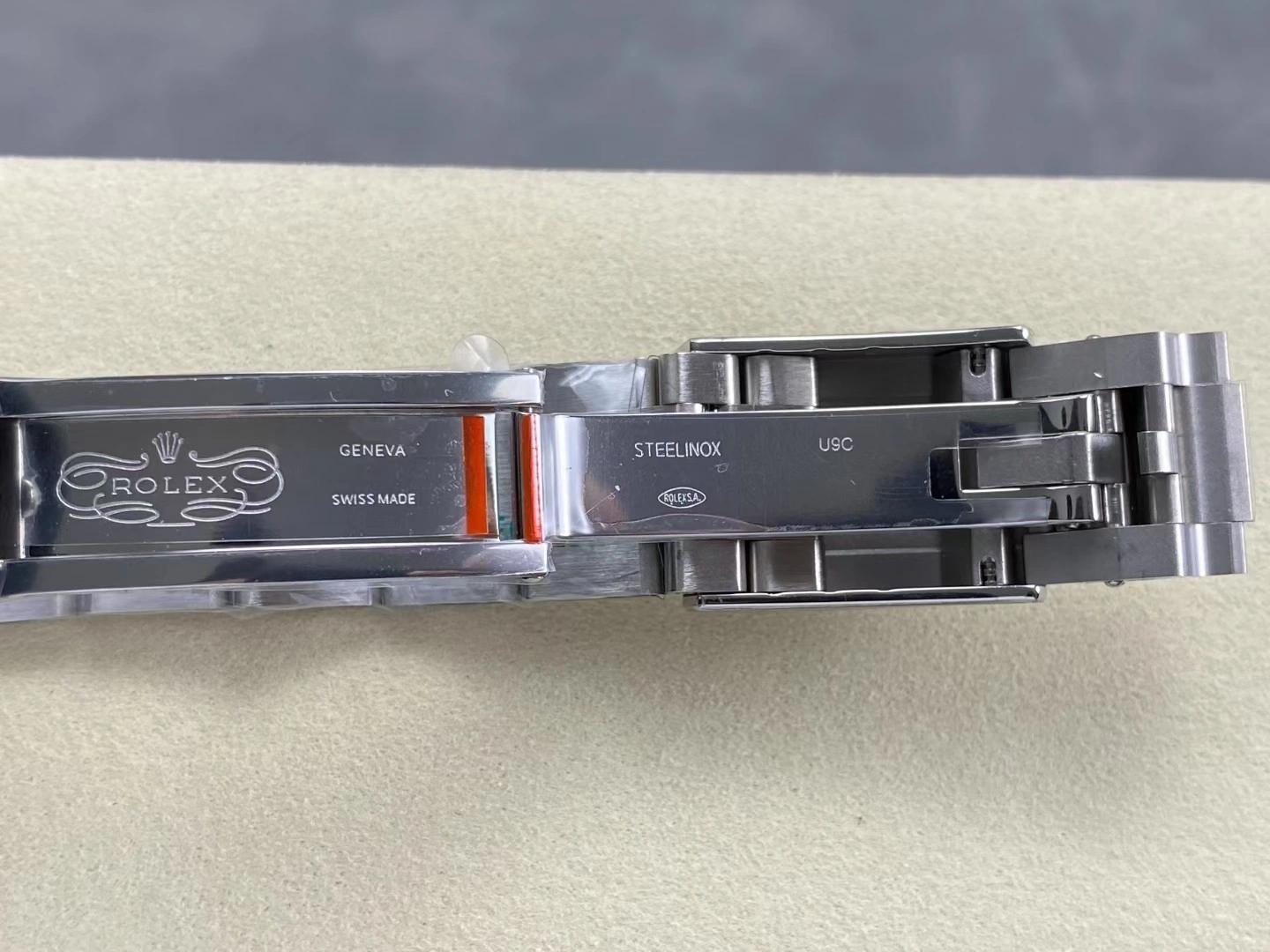 Rolex Cosmograph Daytona 126500LN 0002 - WatchesReplica.is