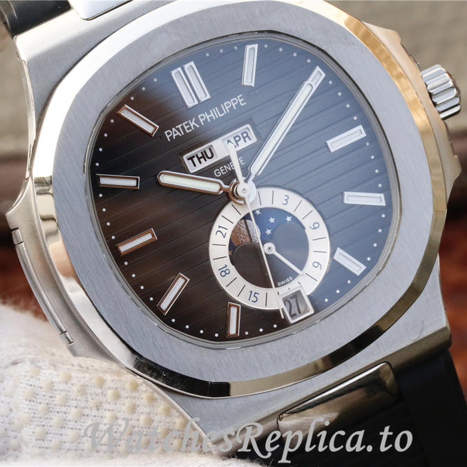 Patek Philippe Replica Nautilus 5726 Rubber strap 40.5MM - WatchesReplica.is