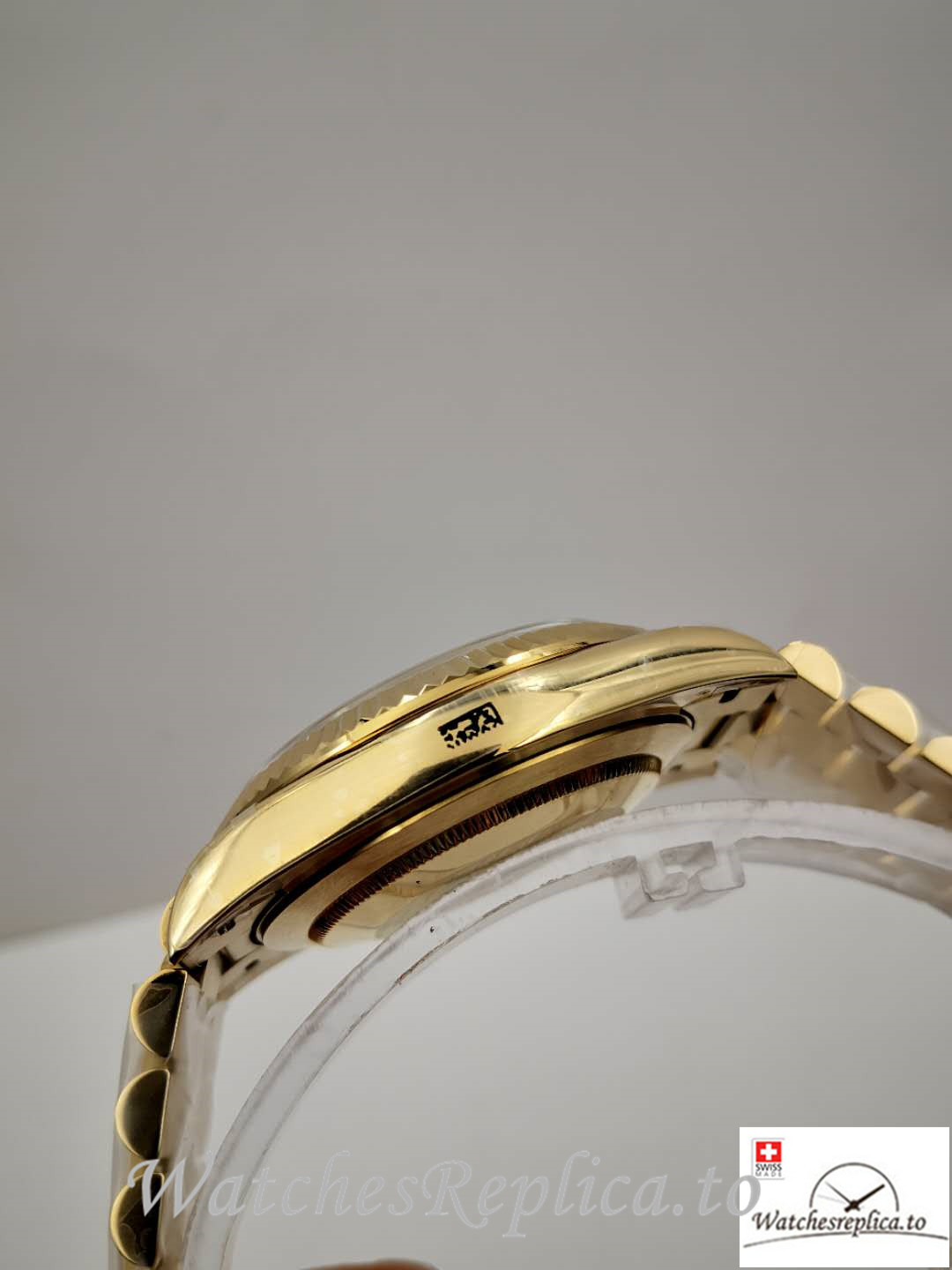 Swiss Rolex Day Date Replica 228238 Yellow Gold Bezel 40MM - WatchesReplica.is