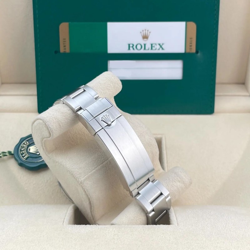 Rolex Submariner Black Dial 116610 LN-40 MM - WatchesReplica.is