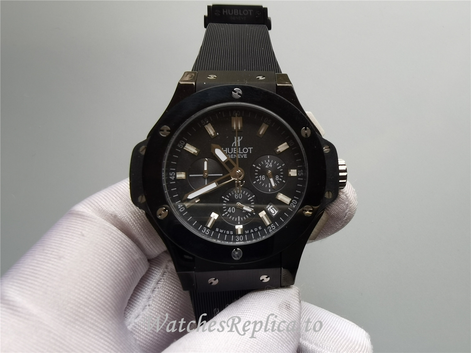 Hublot 44mm Black Carbon Dial 301.CI.1770.RX 44 MM - WatchesReplica.is