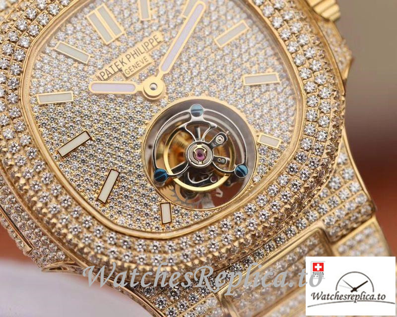 Swiss Patek Philippe Nautilus Jumbo Replica 5711 009 Diamonds Bezel 40MM - WatchesReplica.is