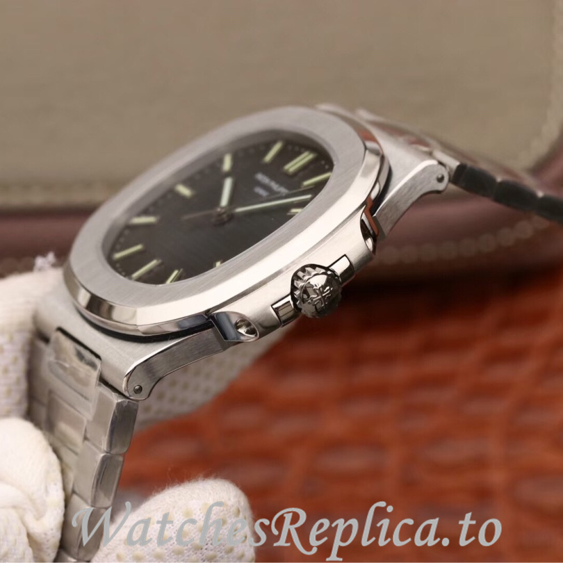 Patek Philippe Replica Nautilus 5711 Stainless steel strap 40MM - WatchesReplica.is