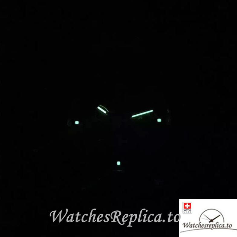 Swiss Rolex Daytona Replica 116505LN Yellow Gold strap 40MM - WatchesReplica.is