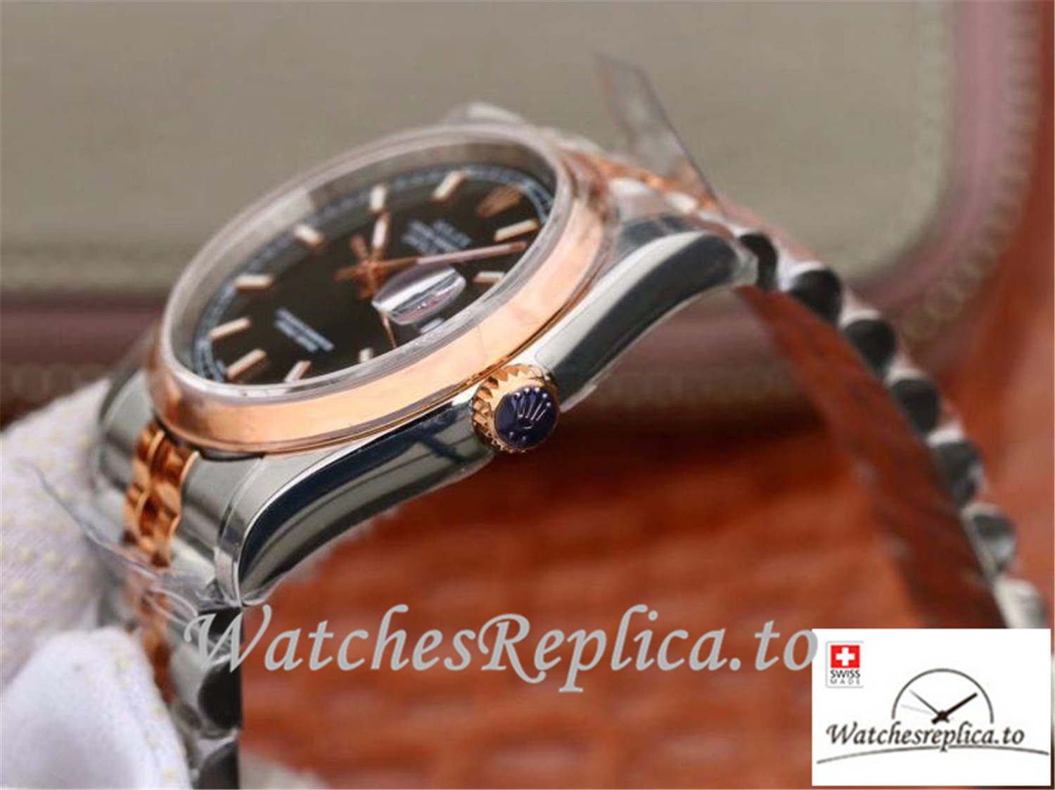 Swiss Rolex Datejust Replica 126201 Rose gold Bezel 36MM - WatchesReplica.is