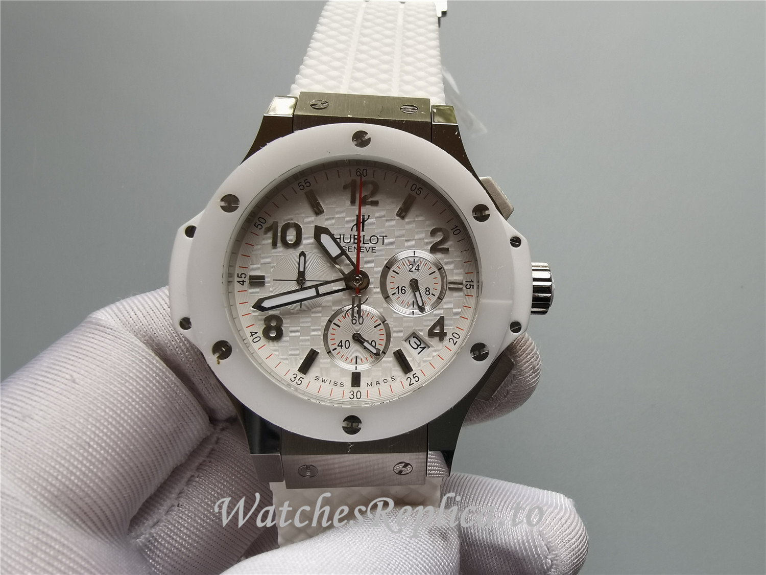 Hublot 44mm White Dial 301.SE.230.RW 44 MM - WatchesReplica.is