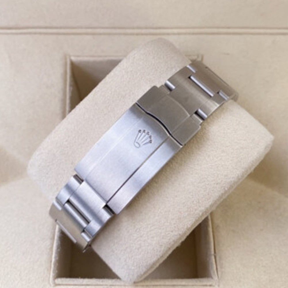 Rolex Lady Oyster Perpetual 177200 31 MM - WatchesReplica.is