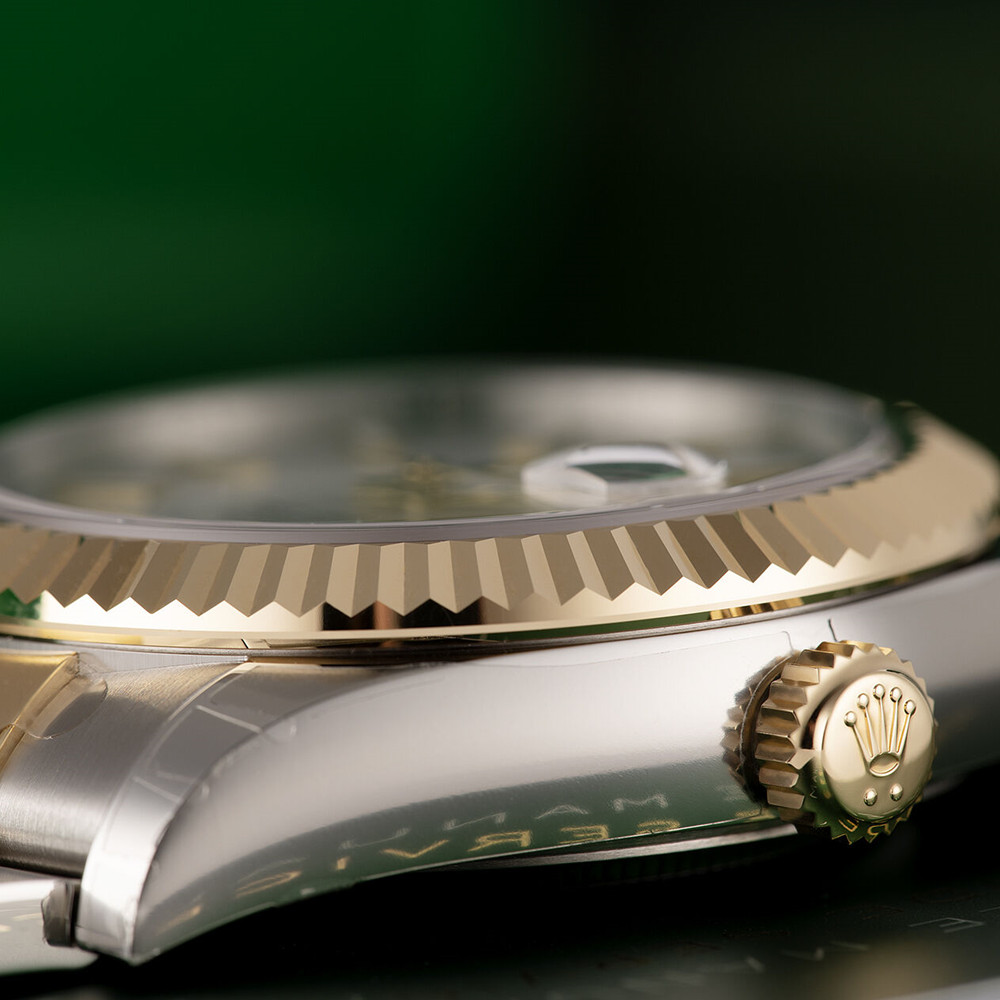 Replica Rolex Sky-Dweller m326933-0009 42MM - WatchesReplica.is