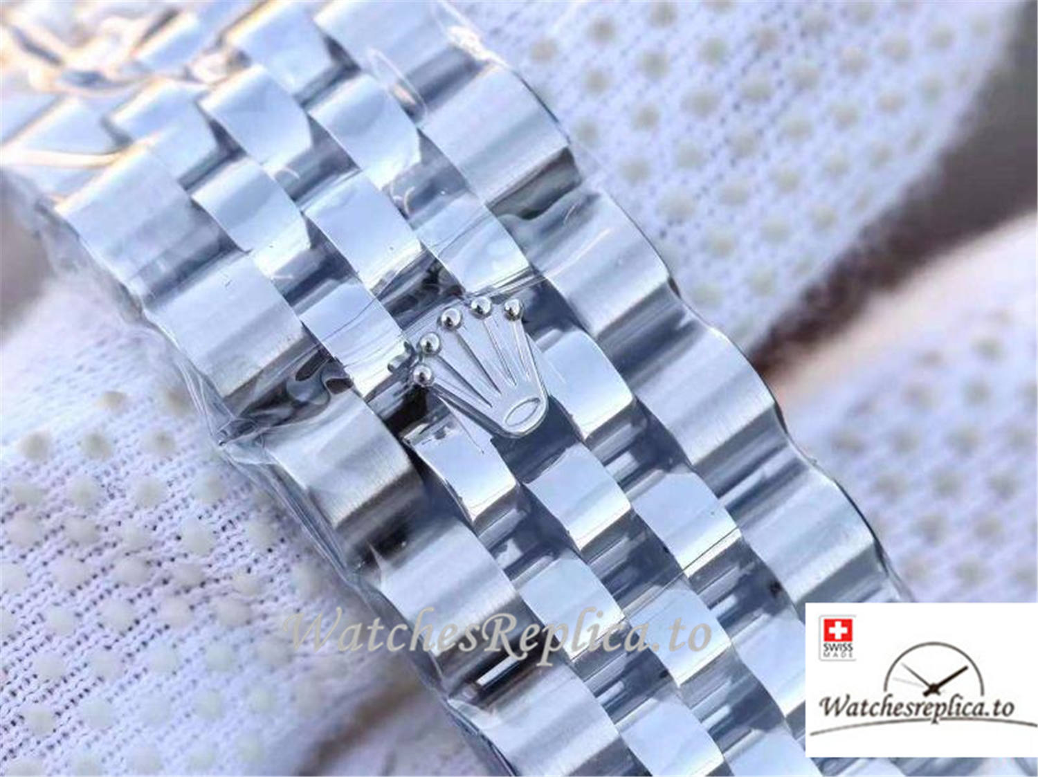 Swiss Rolex Datejust Replica 116234 004 Silver Dial 36MM - WatchesReplica.is