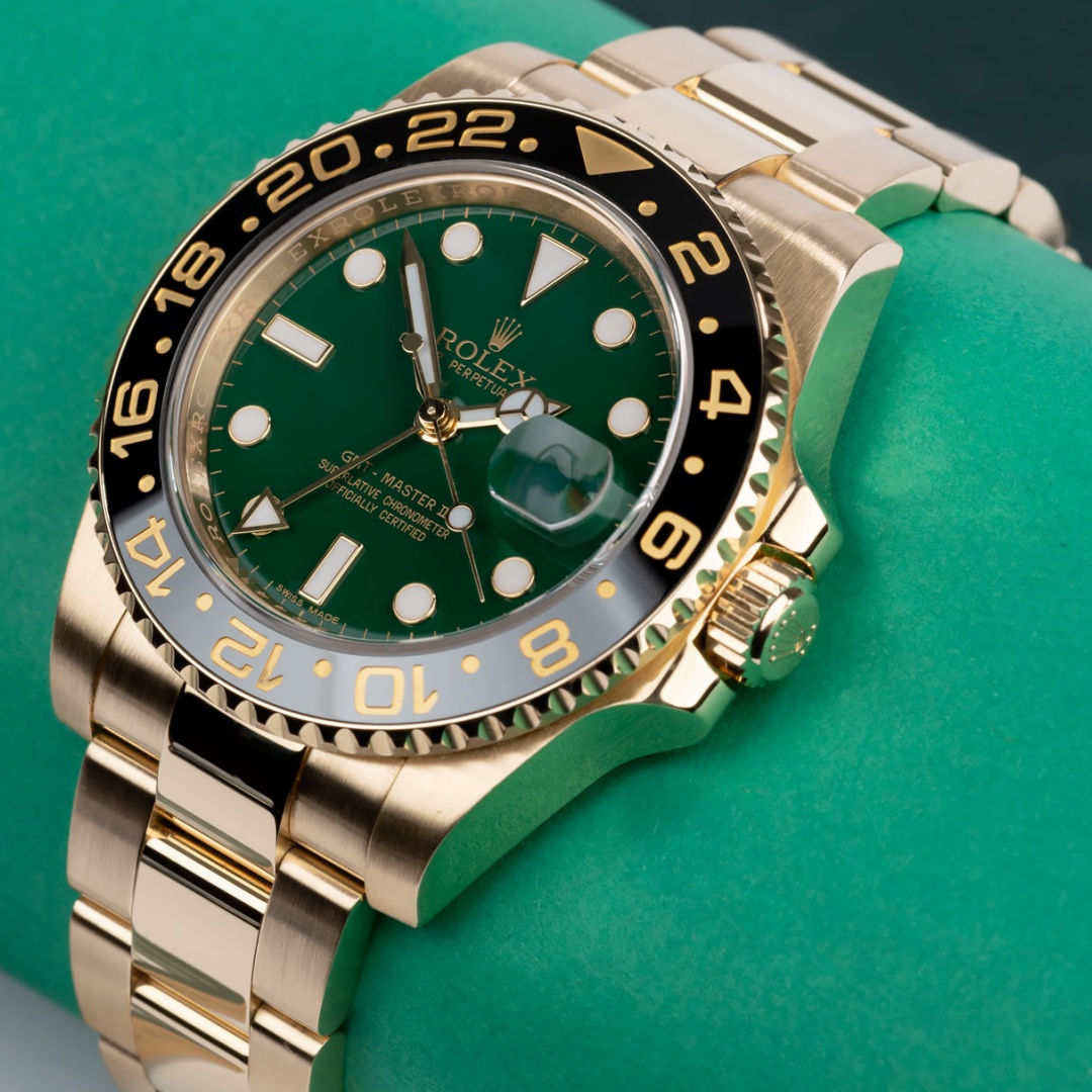 Replica Rolex GMT-Master 116718 LN GR 40MM - WatchesReplica.is