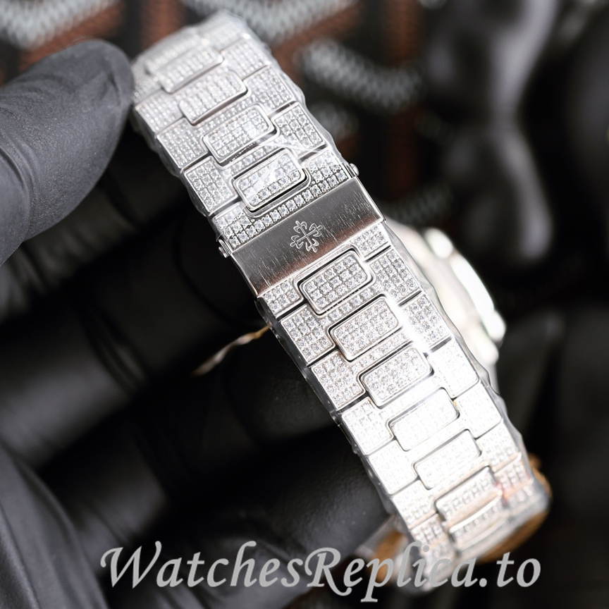Patek Philippe Replica Nautilus 5711 Diamonds paved strap 40MM - WatchesReplica.is