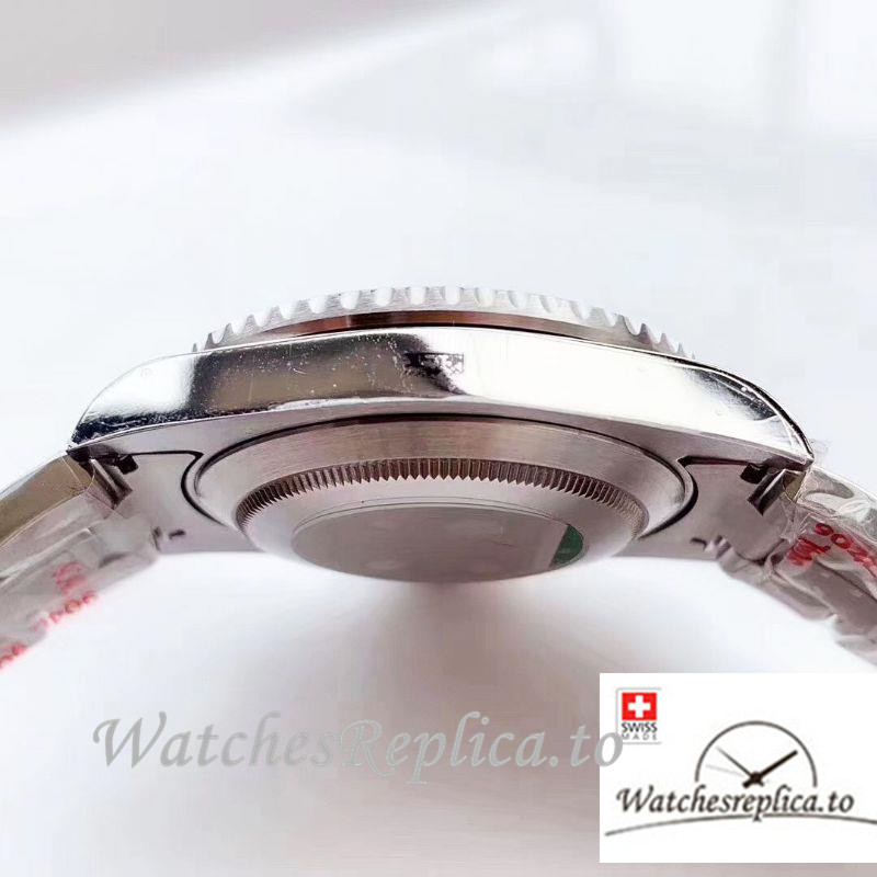 Swiss Rolex Submariner Replica 116610LN Silver Strap 40MM - WatchesReplica.is