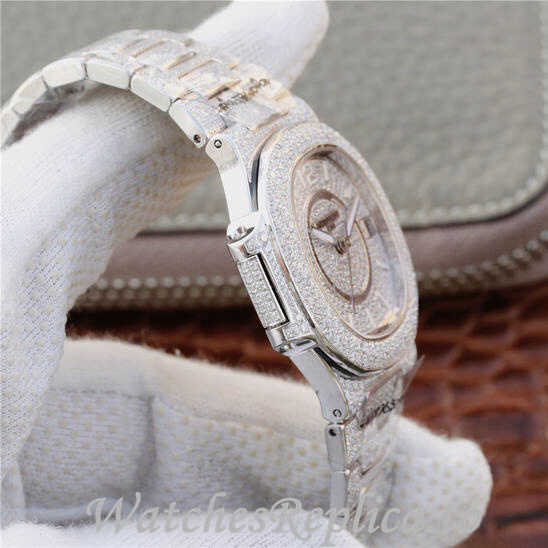 Patek Philippe Replica Nautilus 7021 White Gold strap 37MM - WatchesReplica.is