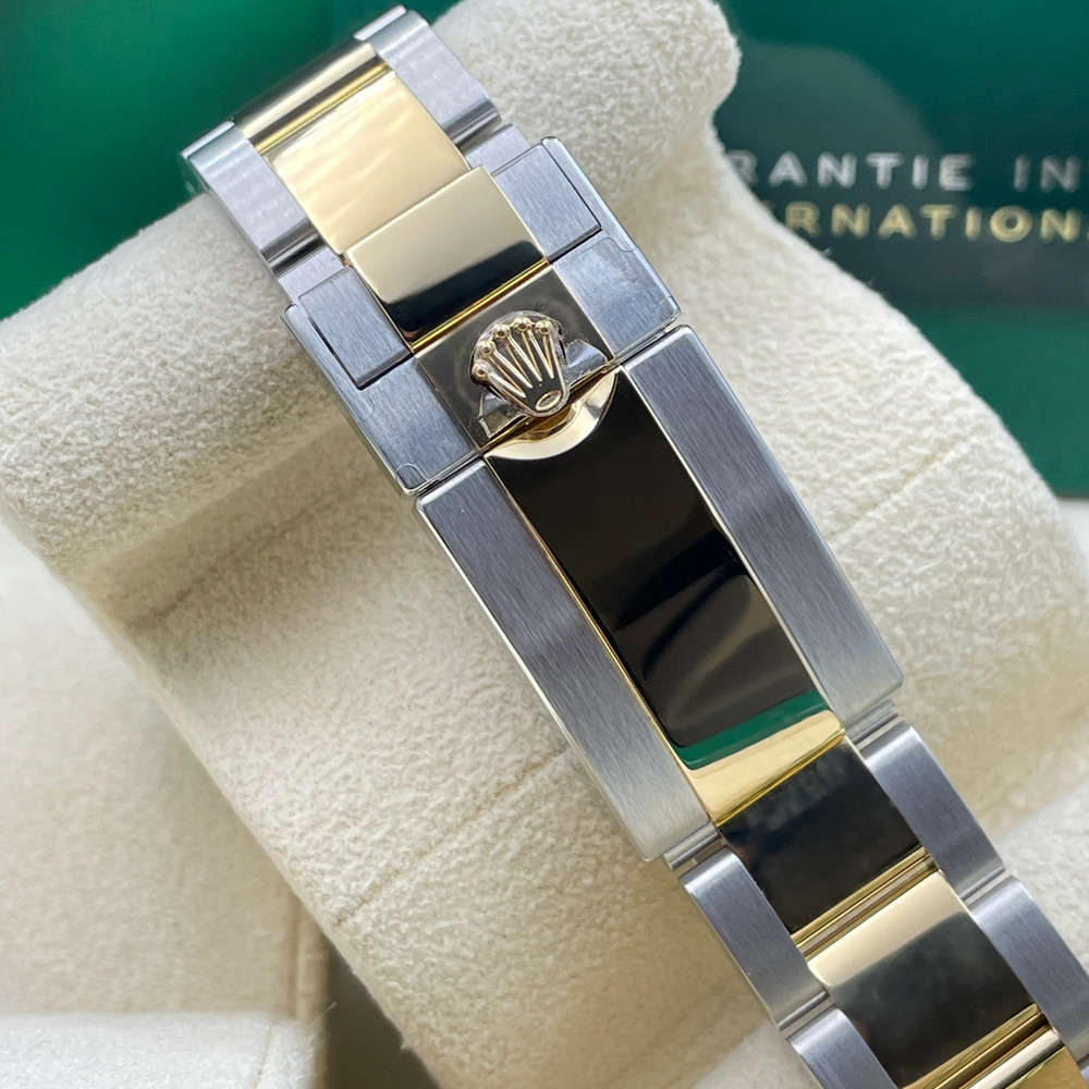 Rolex Daytona Black Dial 40mm 126503 - WatchesReplica.is