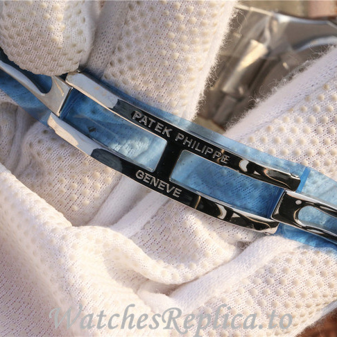 Patek Philippe Replica Nautilus 5712 Stainless steel strap 40MM - WatchesReplica.is