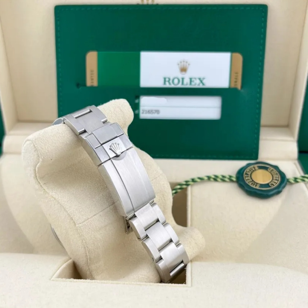 Rolex Replica Explorer II 42mm 216570 - WatchesReplica.is