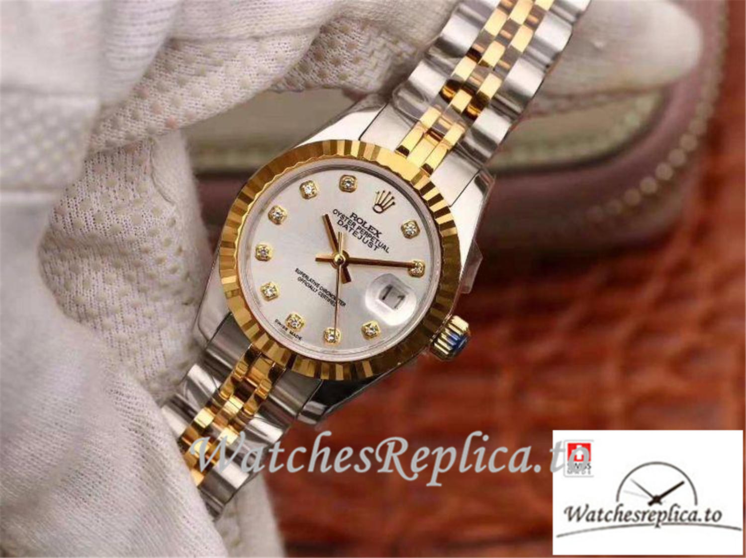 Swiss Rolex Datejust Replica 199866 Silver Dial 26MM - WatchesReplica.is