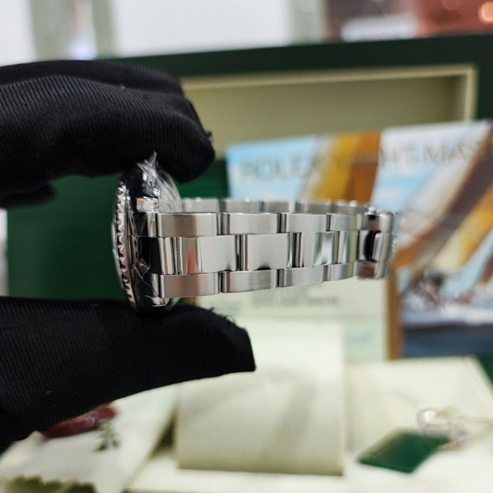 Rolex Yacht Master Silver Dial 169622 - WatchesReplica.is