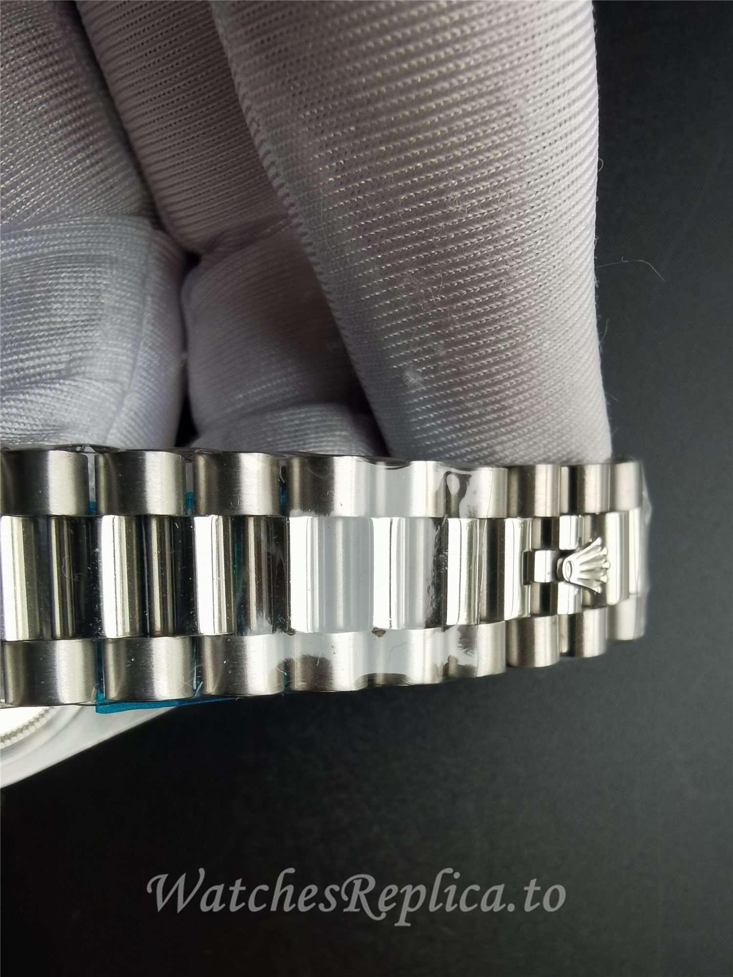 Rolex Day-Date Blue Diamond Dial 118346 - WatchesReplica.is