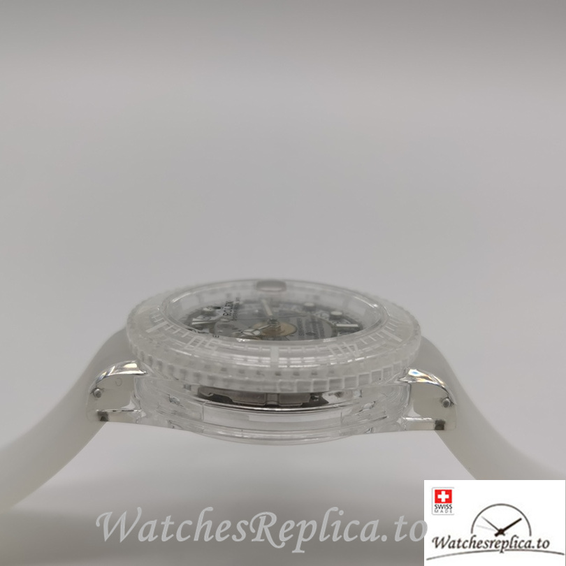 Swiss Rolex Submariner Replica White Rubber strap 40MM - WatchesReplica.is