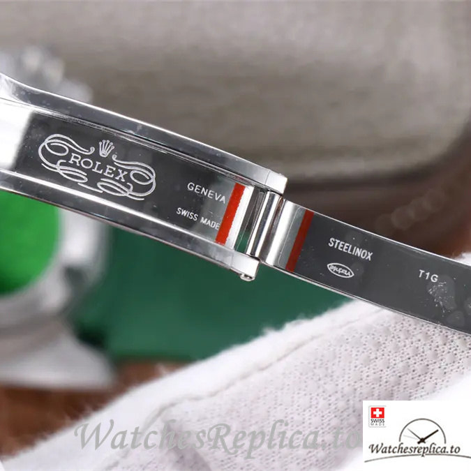 Swiss Rolex Submariner Replica 116610LV Rubber strap 40MM - WatchesReplica.is