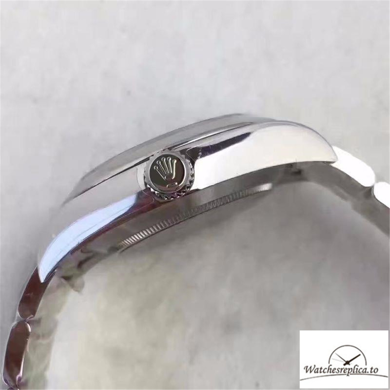 Swiss Rolex AIR King Replica 116900 001 Black Dial 41MM - WatchesReplica.is