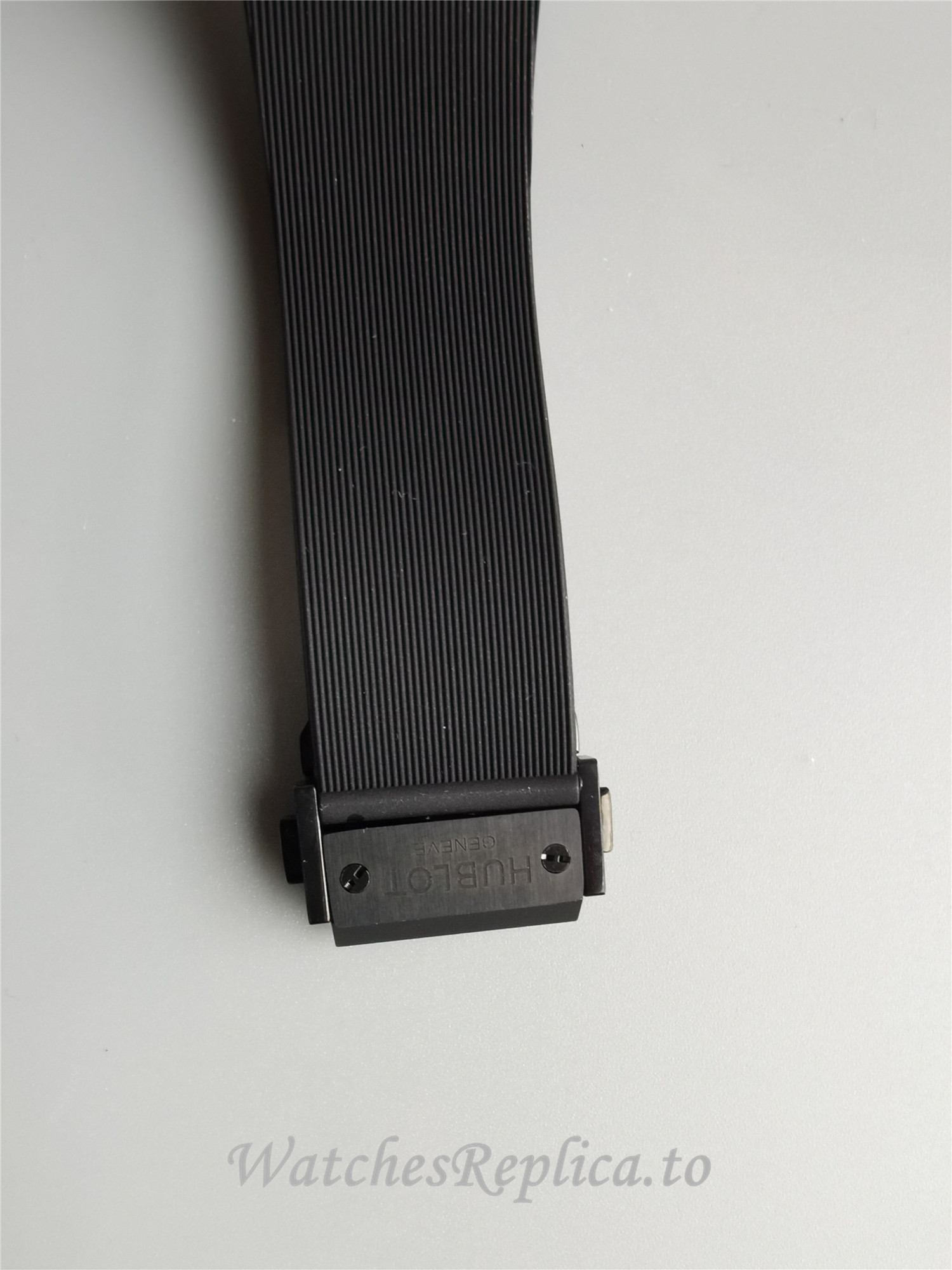 Hublot 44mm Black Carbon Dial 301.CI.1770.RX 44 MM - WatchesReplica.is