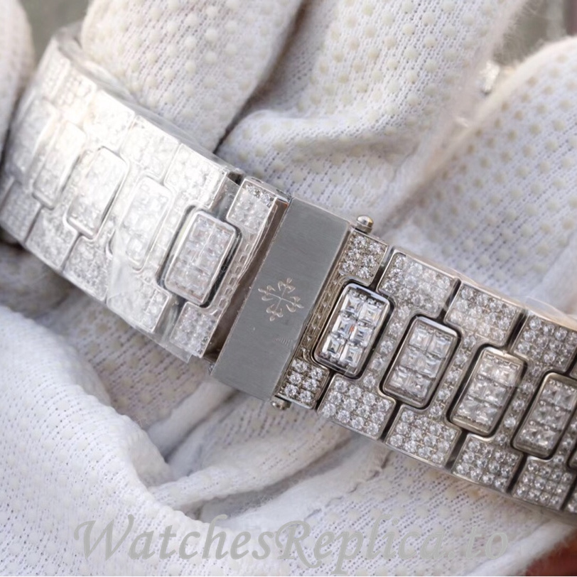 Patek Philippe Replica Nautilus 5719 White Gold strap 40MM - WatchesReplica.is