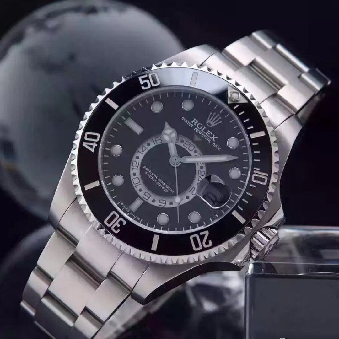 Rolex GMT Master Black Dial 16720 - WatchesReplica.is