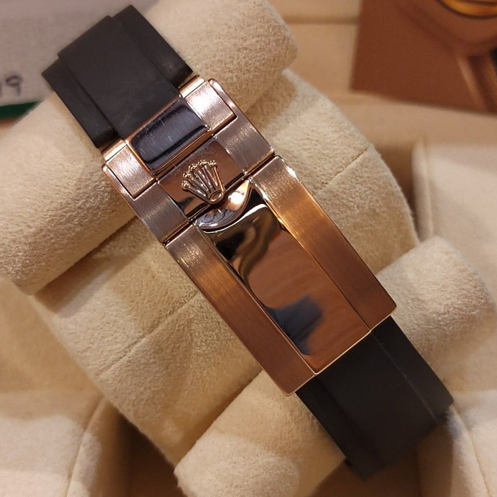 Rolex Yacht-Master Black Dial 169622 - WatchesReplica.is