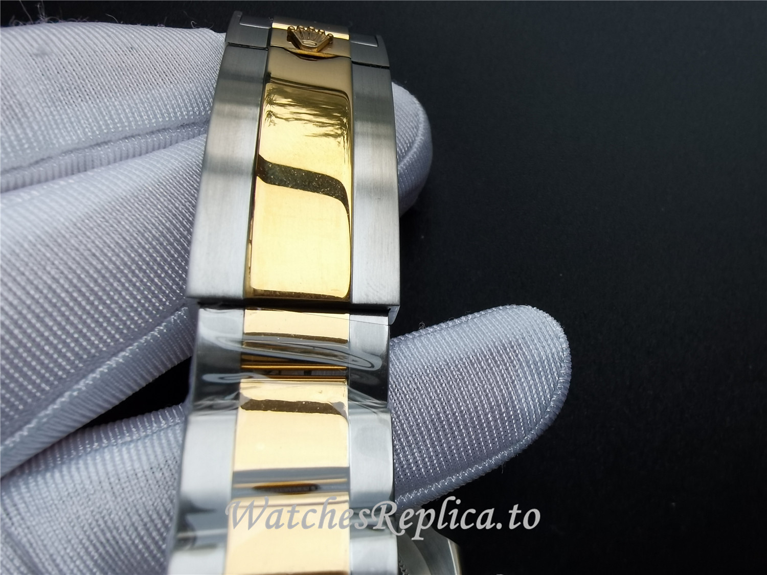 Swiss Rolex Submariner Date Replica 116613LB Blue Bezel 40MM - WatchesReplica.is